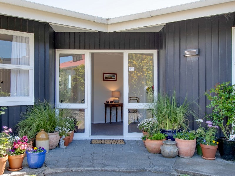 3A Colenso Avenue, Hospital Hill, Napier - Carousel 2