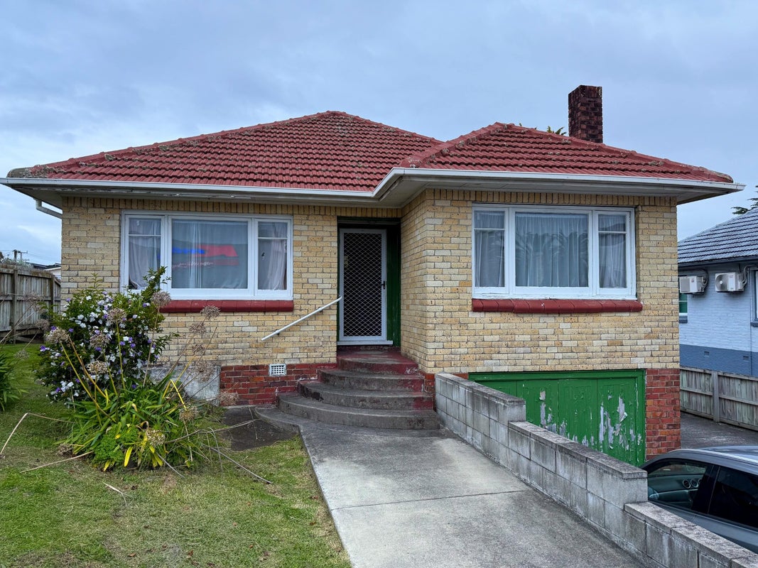 83 St Lukes Road, Sandringham, Auckland - Carousel 1