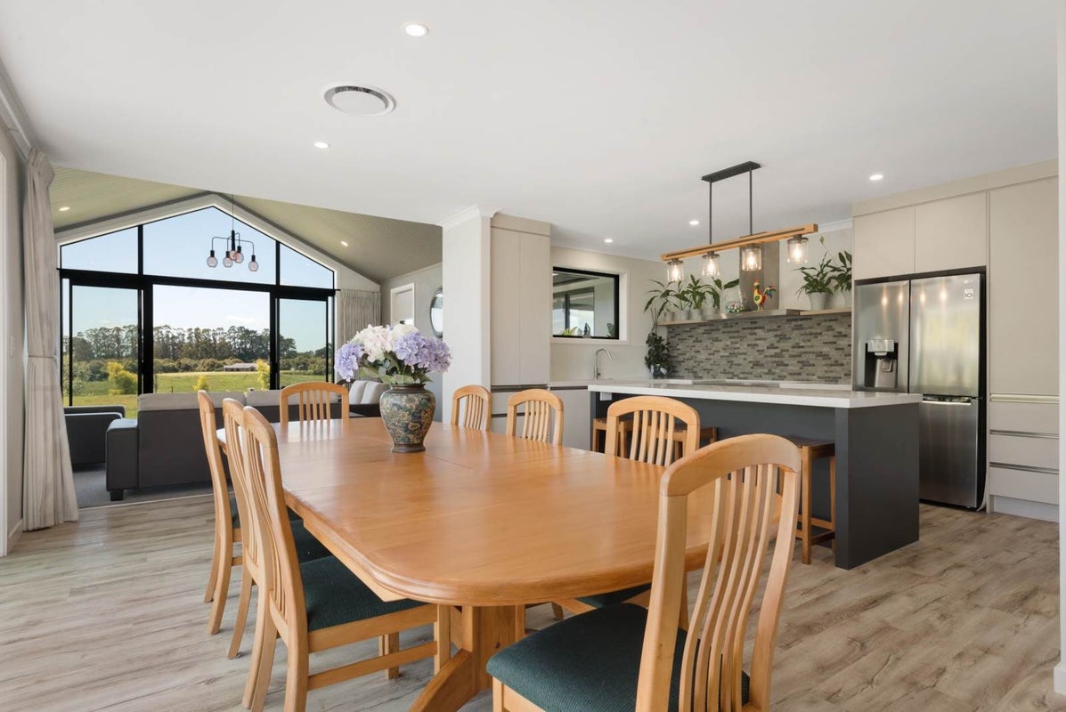 25 Carnoustie Place, Aongatete, Katikati - Carousel 2