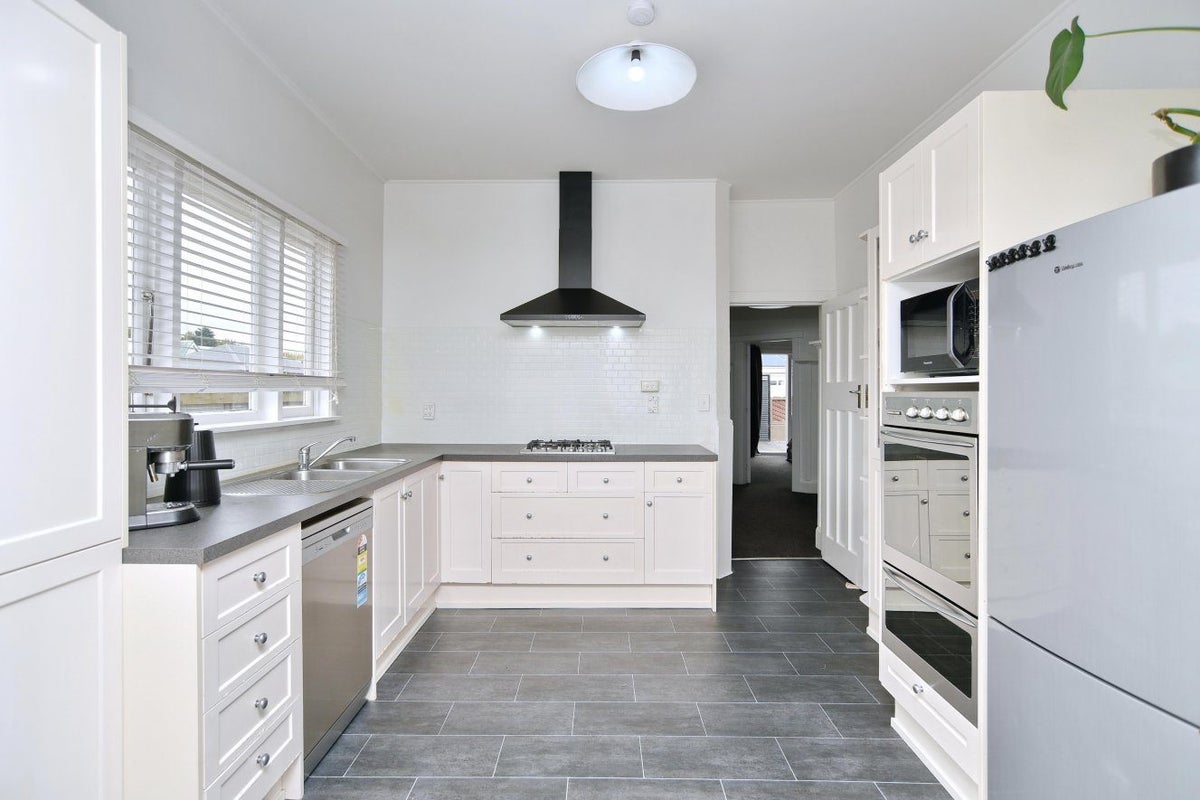 612 Gloucester Street, Linwood, Christchurch - Carousel 2