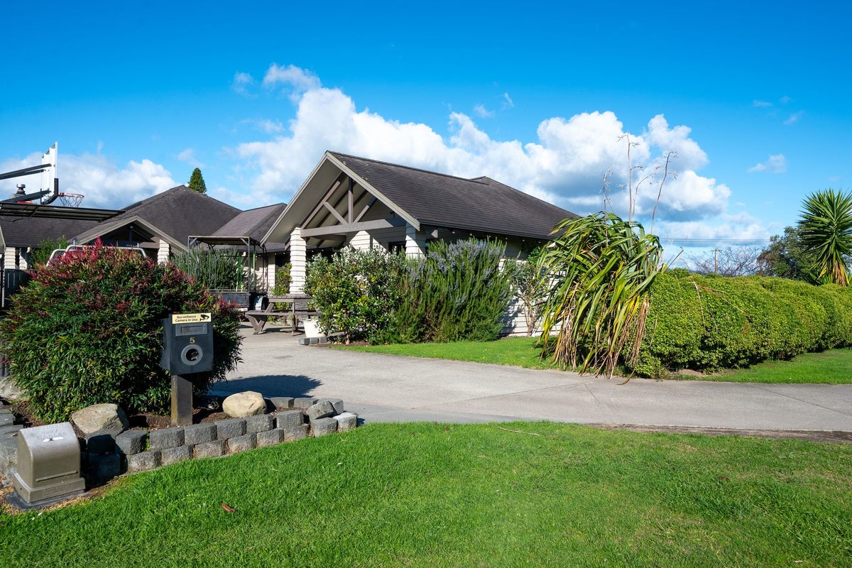 5 Haumoana Street, Koutu, Rotorua - Carousel 1