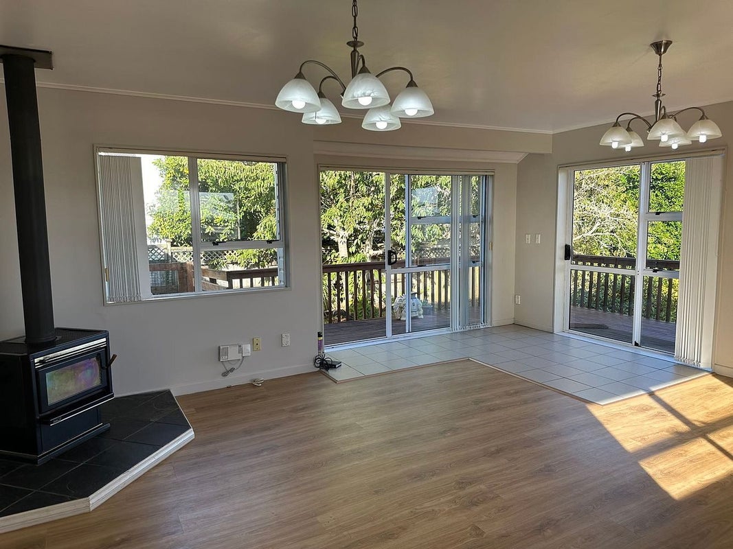24 Spencer Road, Pinehill, Auckland - Carousel 1
