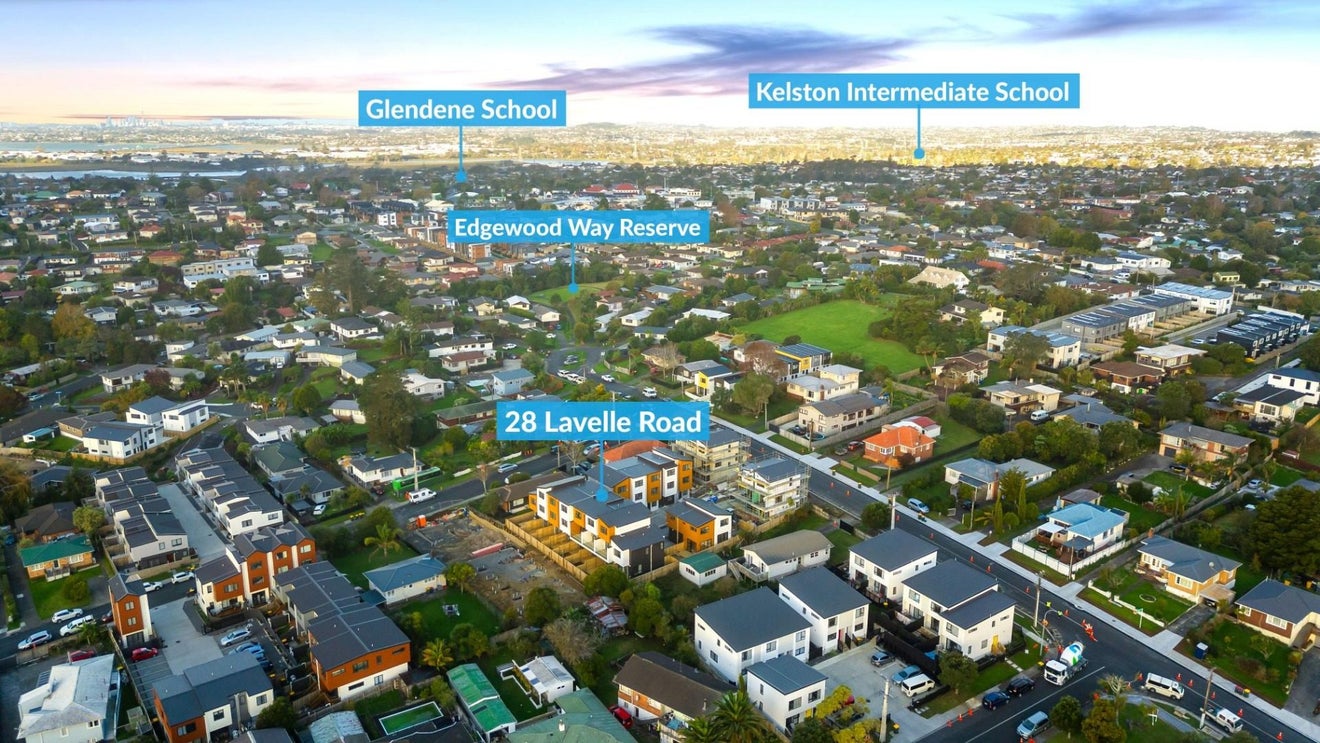 20/28 Lavelle Road, Henderson, Auckland - Carousel 10