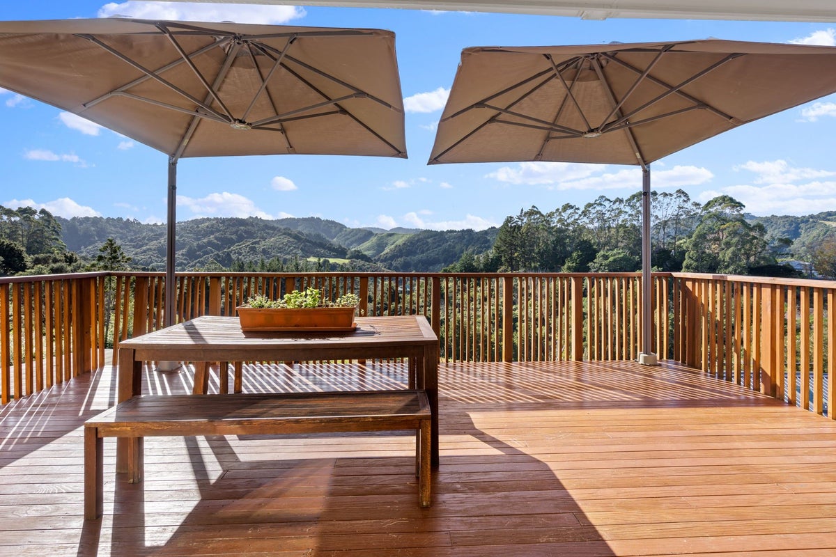 1 Boeing Road, Onerahi, Whangarei - Carousel 1