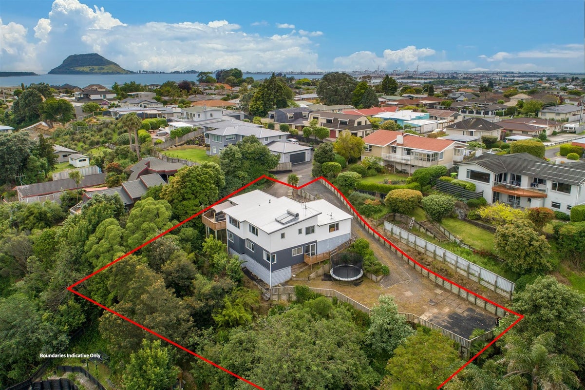 392 Otumoetai Road, Otumoetai, Tauranga - Carousel 1