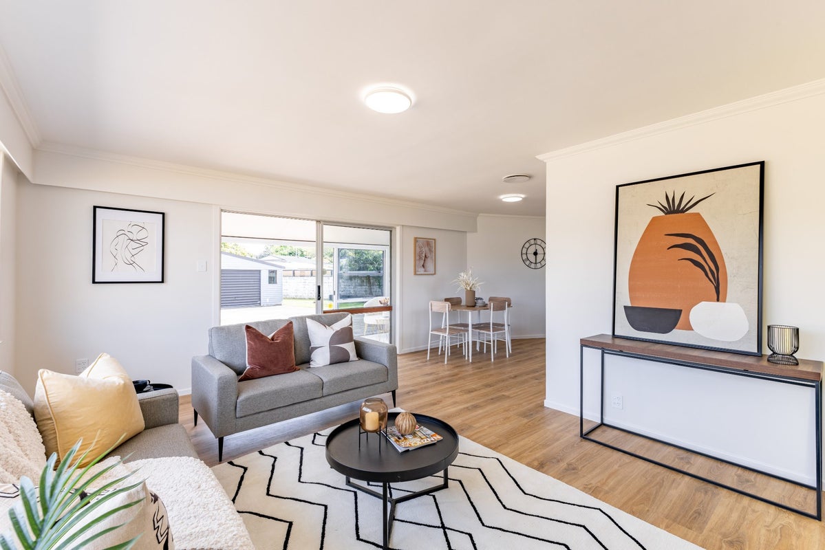 56 Bremworth Avenue, Dinsdale, Hamilton - Carousel 2