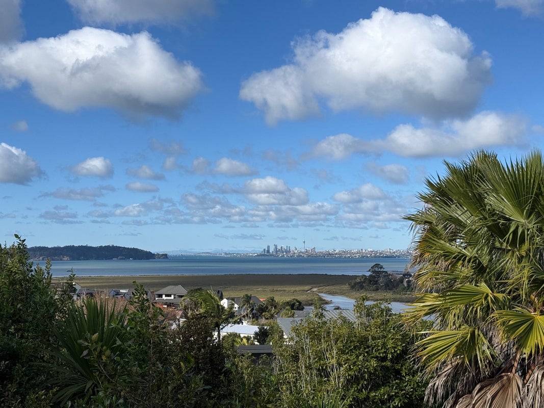 137 Luckens Road, West Harbour, Auckland - Carousel 2