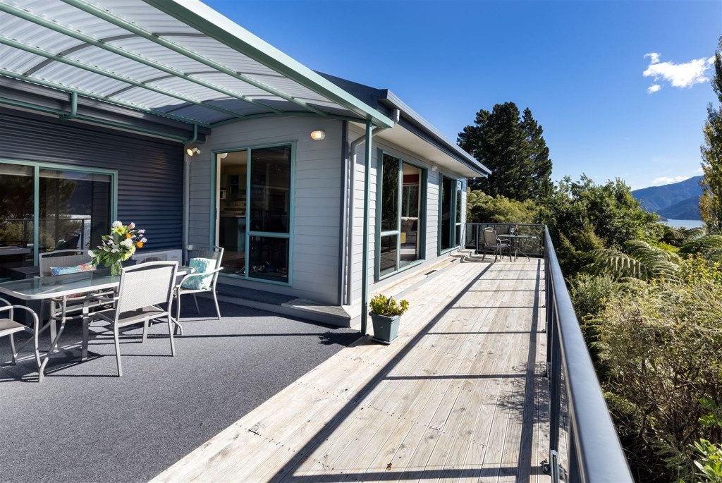 700 Moetapu Bay Road, Picton - Carousel 2
