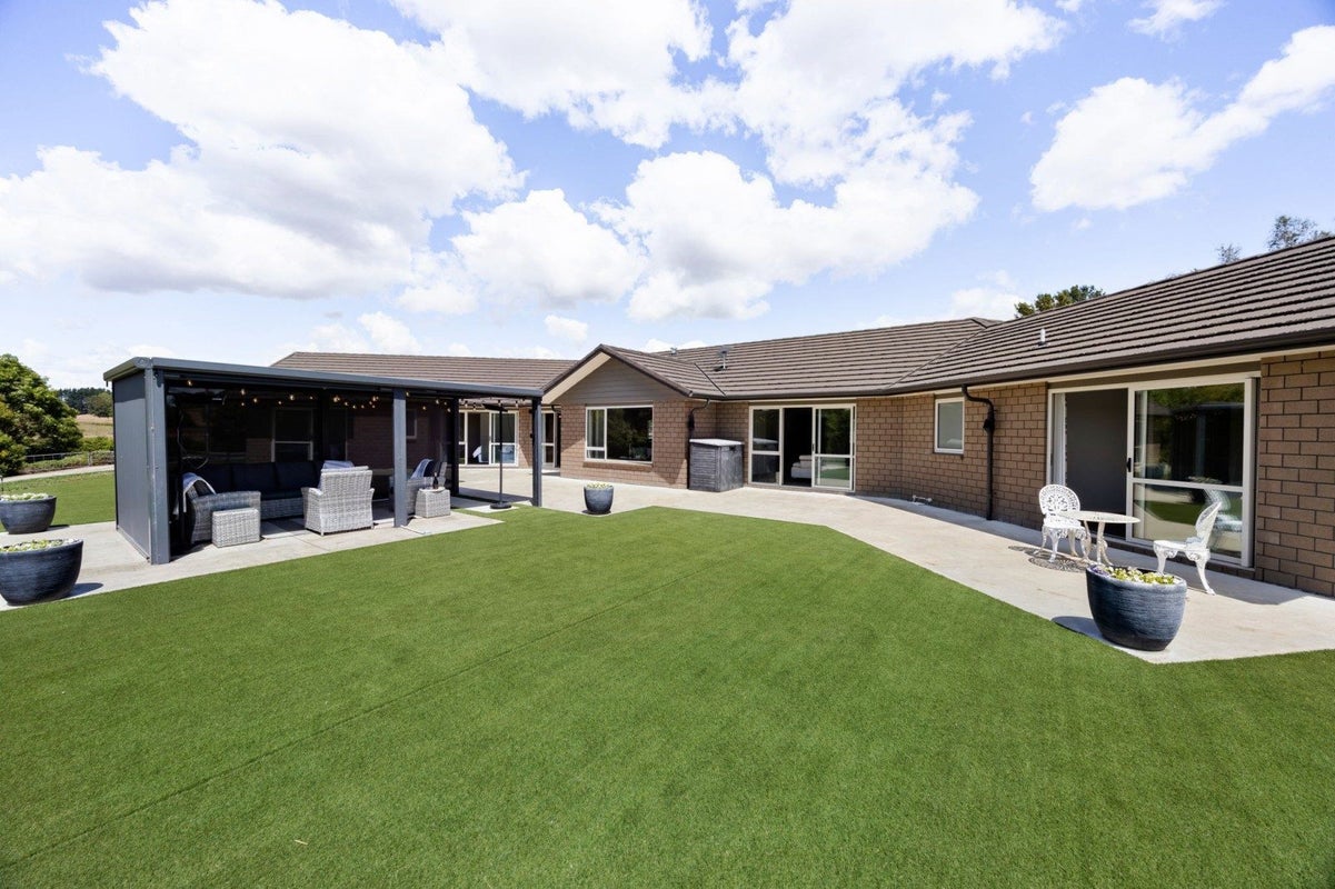 265 Koromatua Road, Temple View, Hamilton - Carousel 3