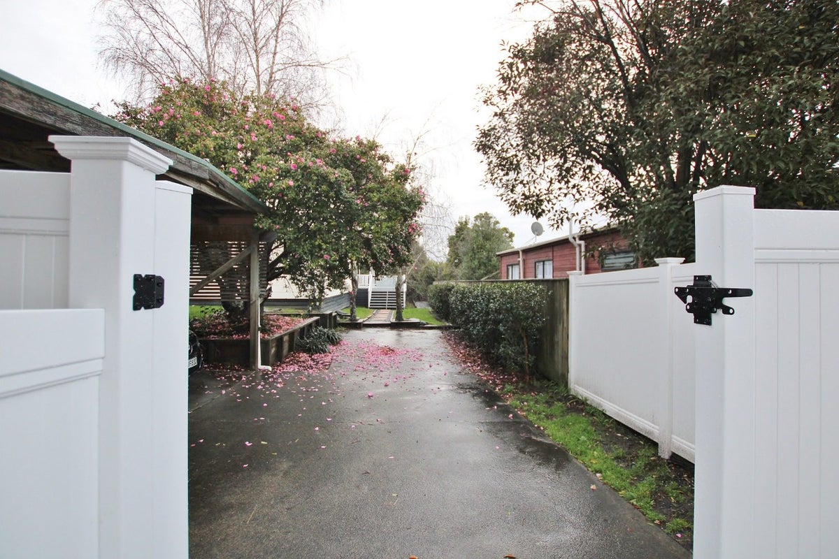 1/29 Rosier Road, Glen Eden, Auckland - Carousel 10