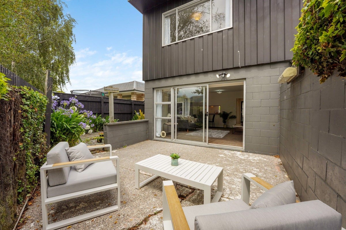 18A Kiln Street, Silverstream, Upper Hutt - Carousel 1