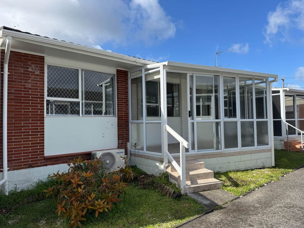 4/5 Coyle Street, Sandringham, Auckland - Carousel 2