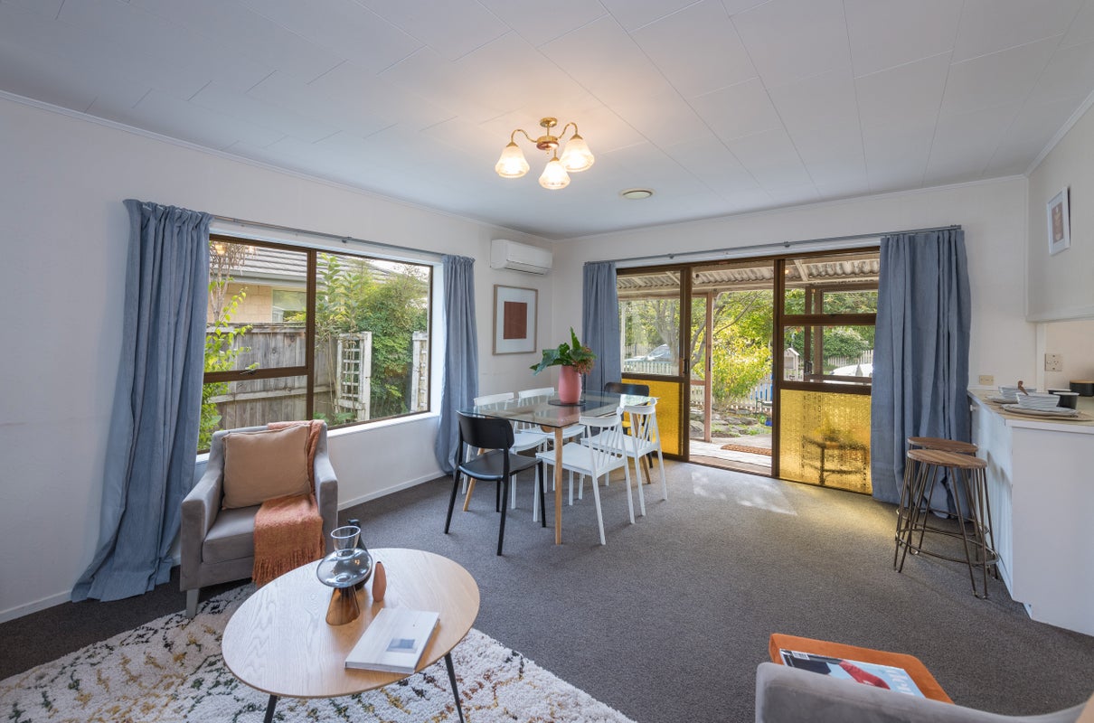 1/74 Cambria Street, The Wood, Nelson - Carousel 1