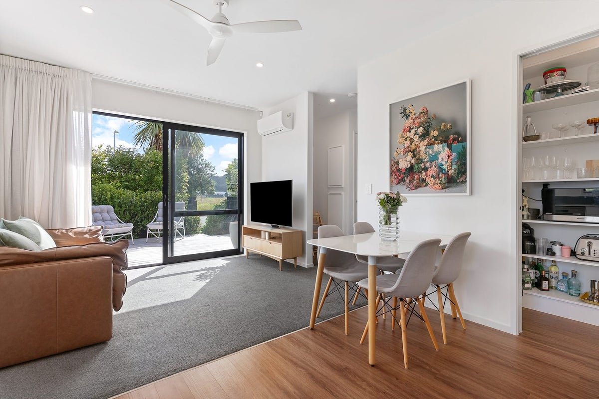 49 Waka Moana Drive, Hobsonville, Auckland - Carousel 2