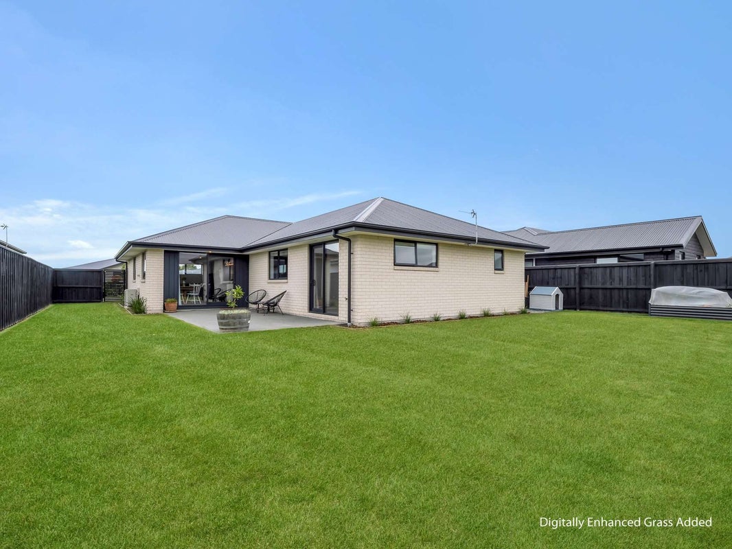 75 Faulks Drive, Lincoln, Lincoln - Carousel 2