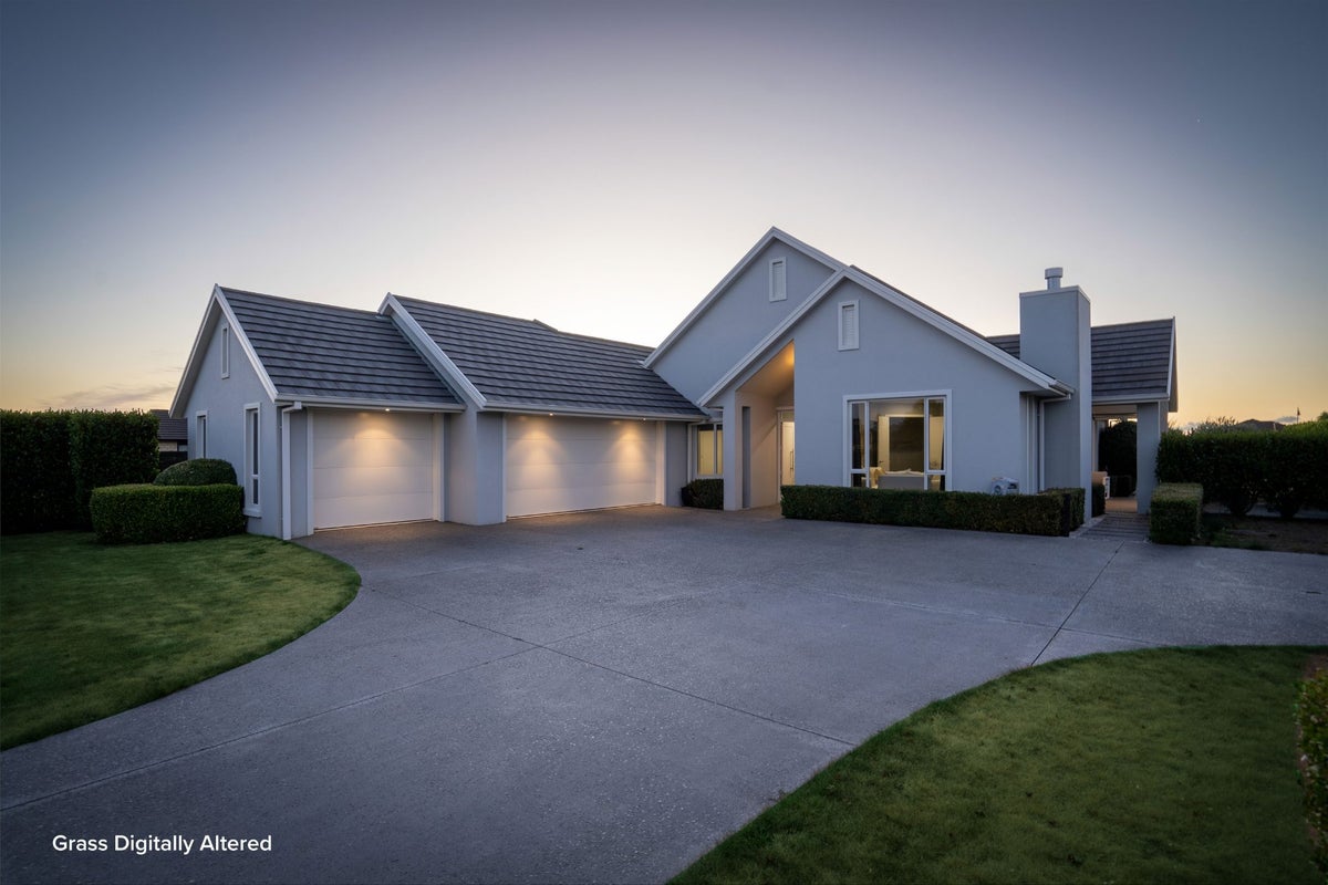 10 Pengover Avenue, Leamington, Cambridge - Carousel 1