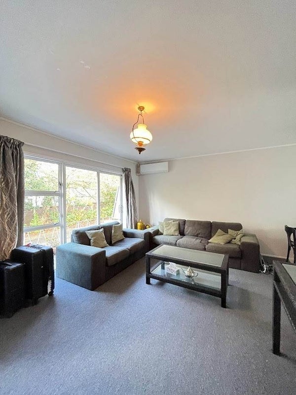 2/15 Windmill Road, Mount Eden, Auckland - Carousel 1