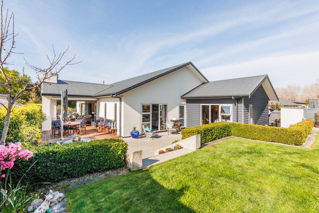 115 Atawhai Road, Fitzherbert, Palmerston North - Carousel 1