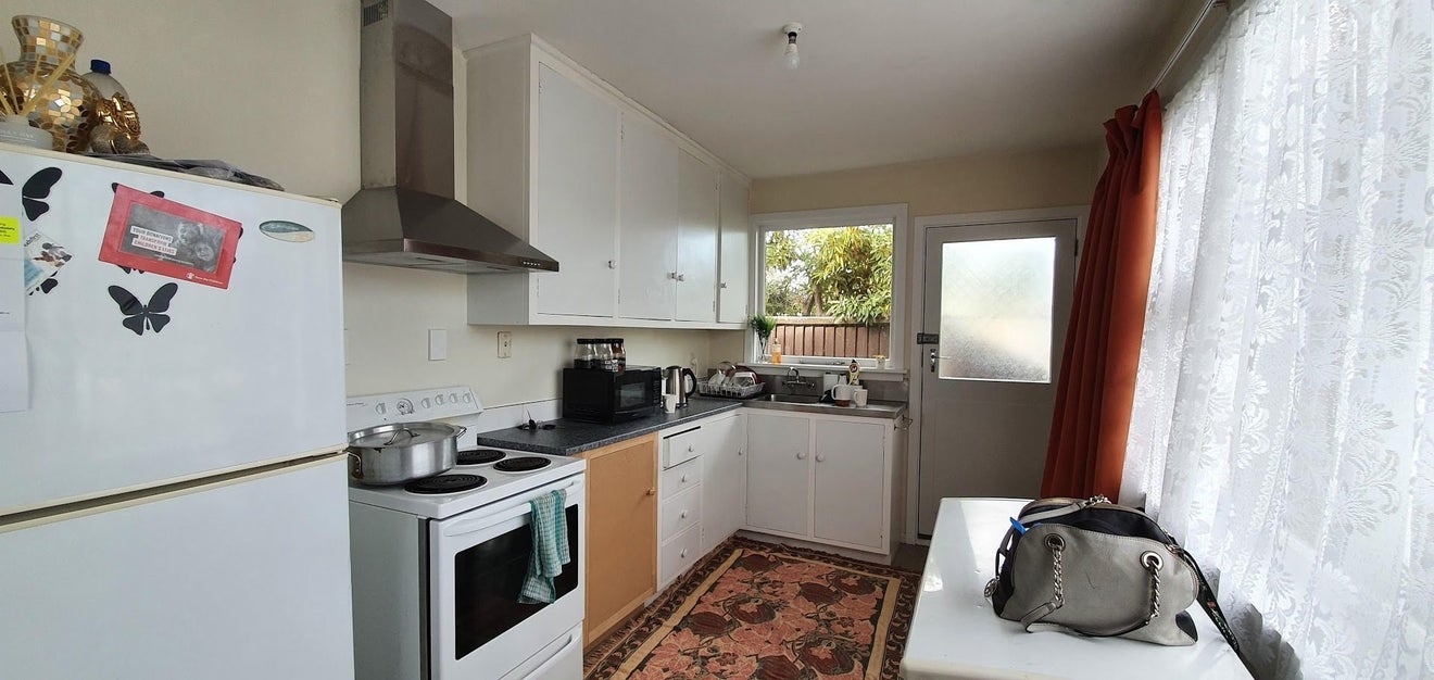1/598 Barbadoes Street, Edgeware, Christchurch - Carousel 2