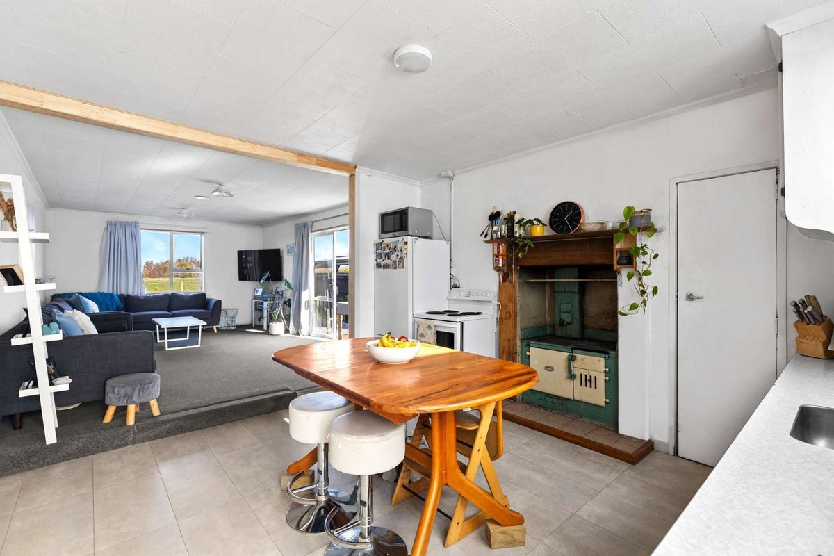 65 School Road, Riwaka, Motueka - Carousel 1