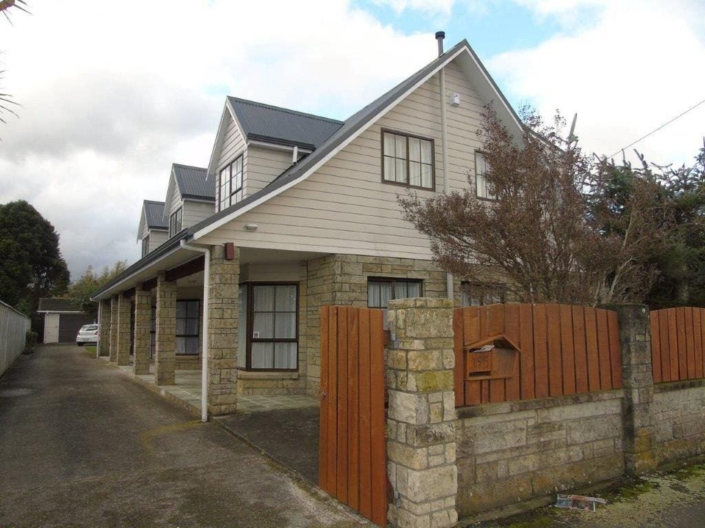 195 Knights Road, Hutt Central, Lower Hutt - Carousel 1