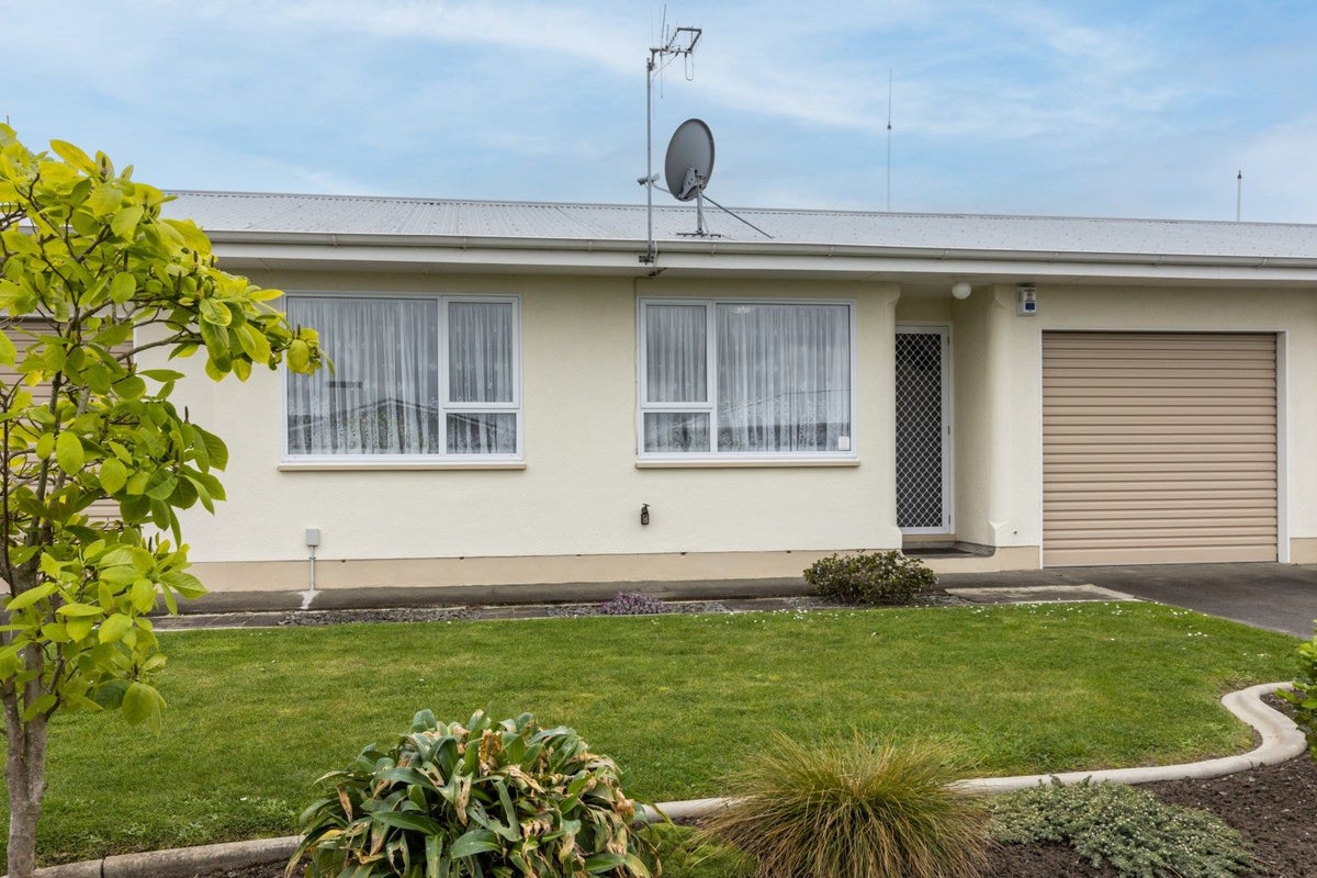95 Clarence Cox Crescent, Pirimai, Napier - Carousel 1