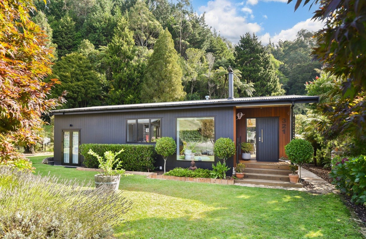 321 Pongakawa Valley Road, Lake Rotoma - Carousel 1