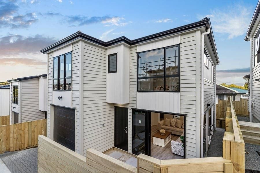 27C Littlejohn Street, Hillsborough, Auckland - Carousel 1