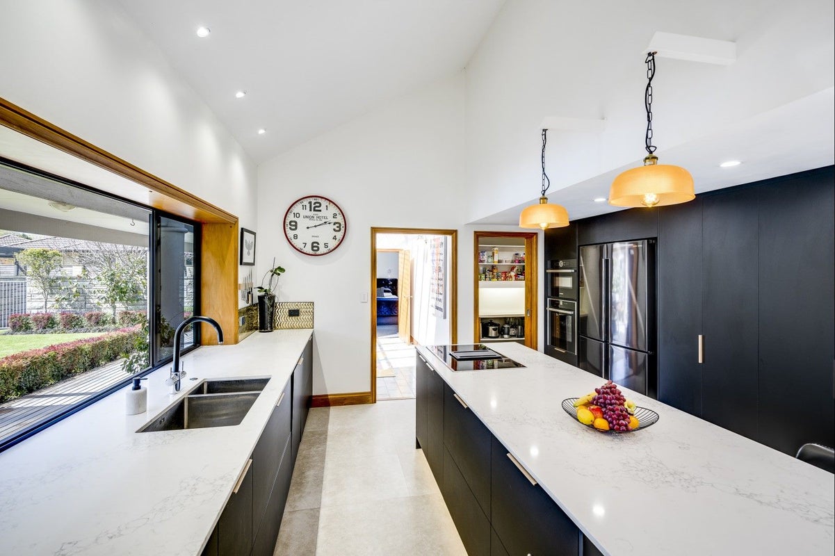 47 Auckland Road, Greenmeadows, Napier - Carousel 1