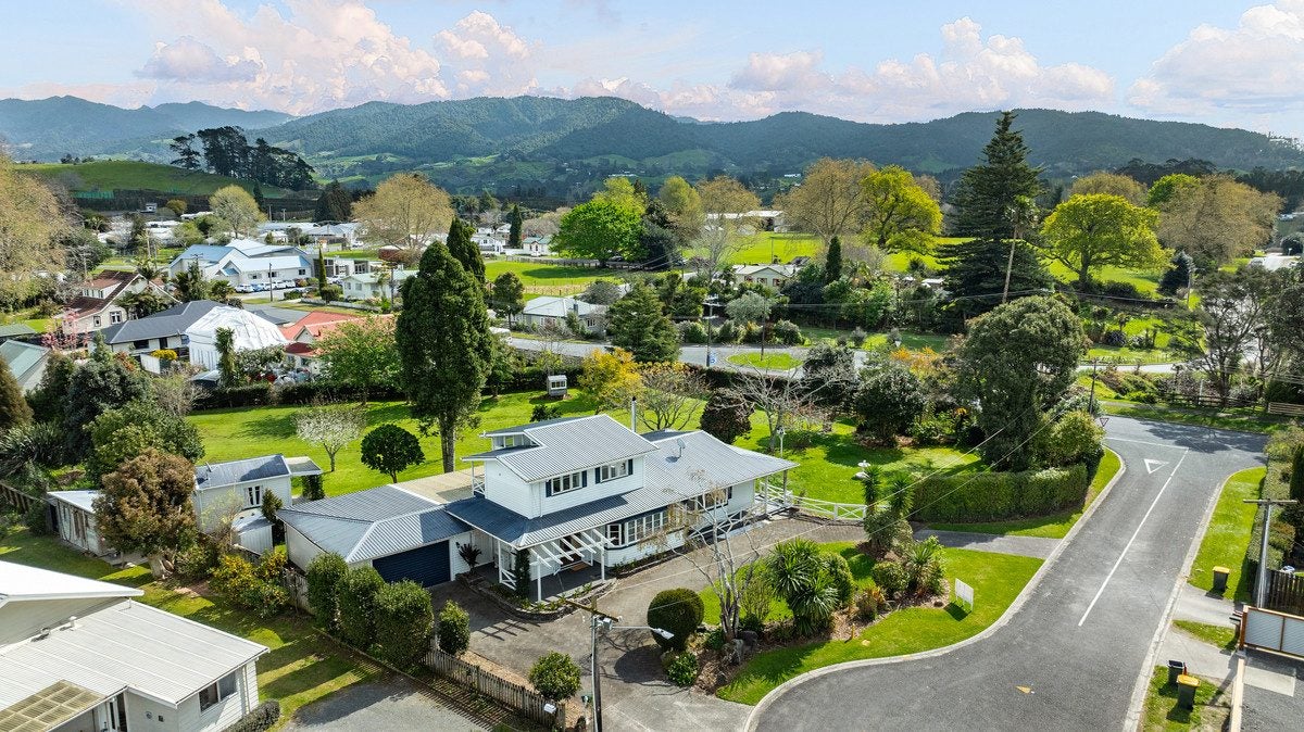 4 Crossley Street, Katikati, Katikati - Carousel 1