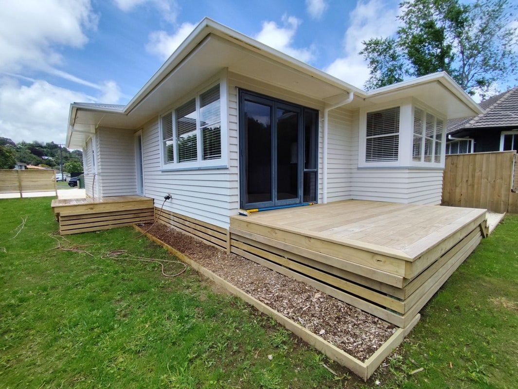 11A Camden Street, Vogeltown, New Plymouth - Carousel 2