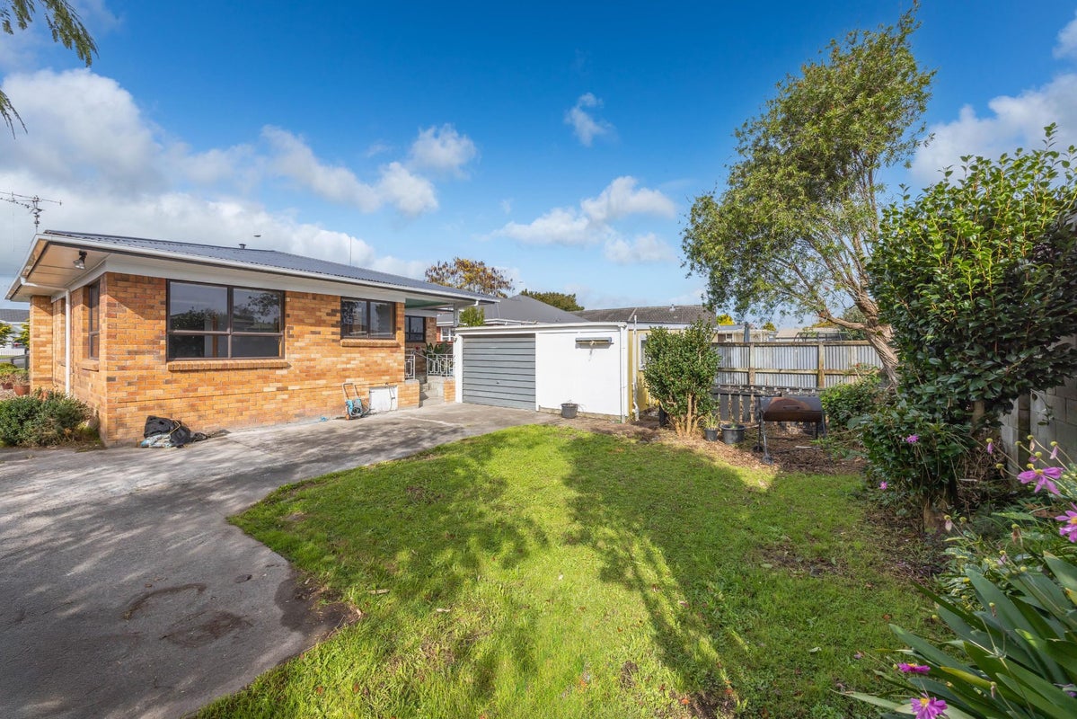 85 Comries Road, Chartwell, Hamilton - Carousel 1