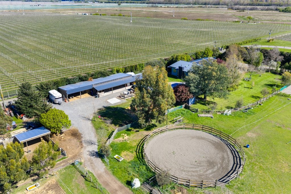 2276 State Highway 63, Blenheim - Carousel 1