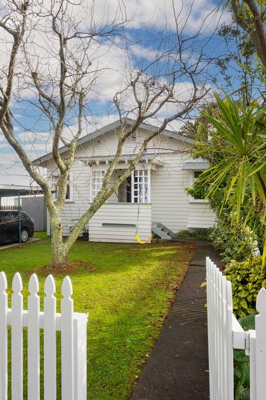 21 Wingate Street, Avondale, Auckland - Carousel 2