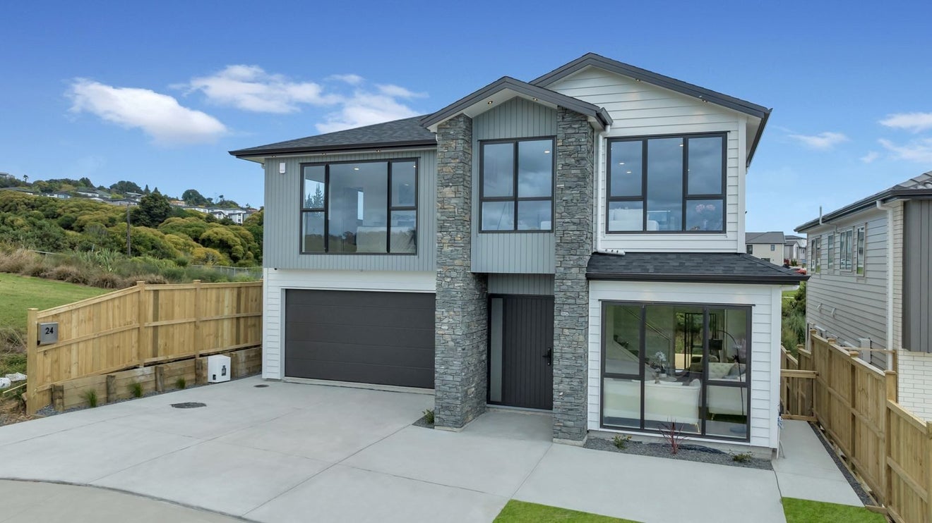 24 Ballyalton Crescent, Flat Bush, Auckland - Carousel 6