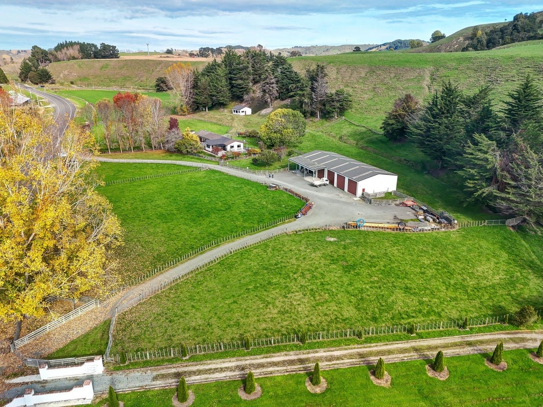 615 State Highway 4, Upokongaro, Whanganui, Manawatu / Whanganui - Carousel 1