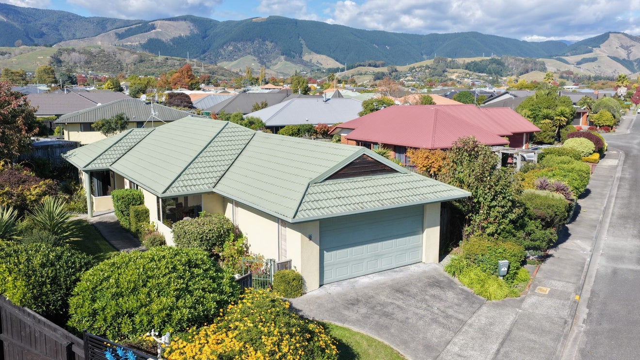 91 Aldinga Avenue, Stoke, Nelson - Carousel 1