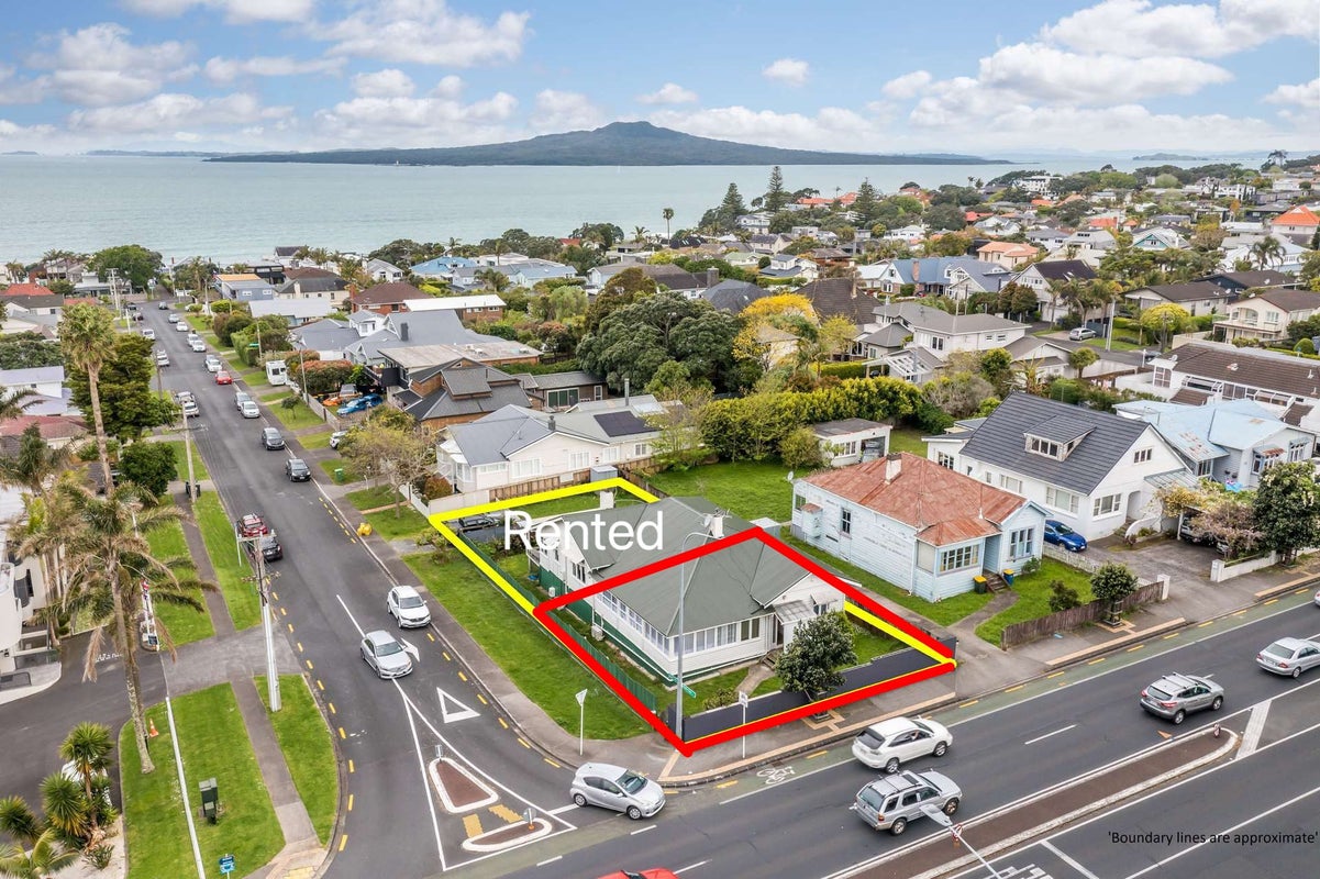 374 Lake Road, Takapuna, Auckland - Carousel 2