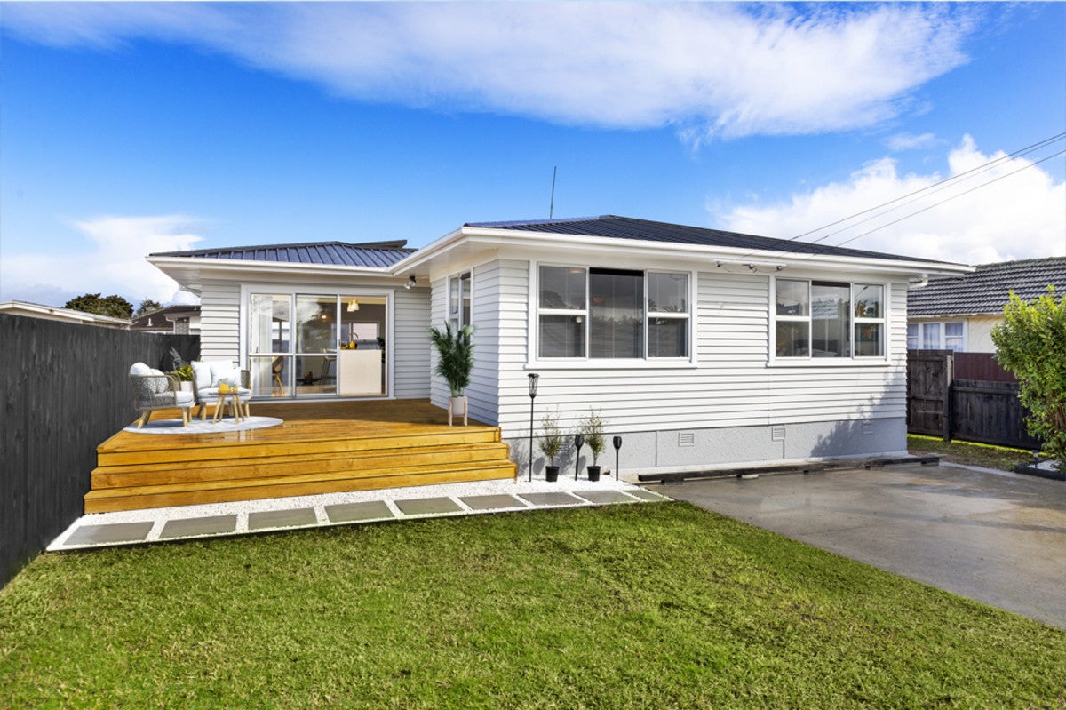 604B Te Atatu Rd, Te Atatu Peninsula, Auckland - Carousel 1