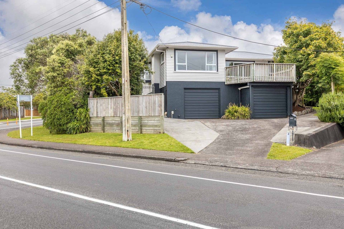 318 Tukapa Street, Hurdon, New Plymouth - Carousel 27