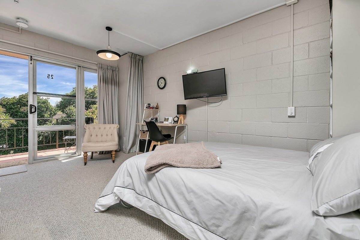 25/43 Woodward Road, Mount Albert, Auckland - Carousel 1