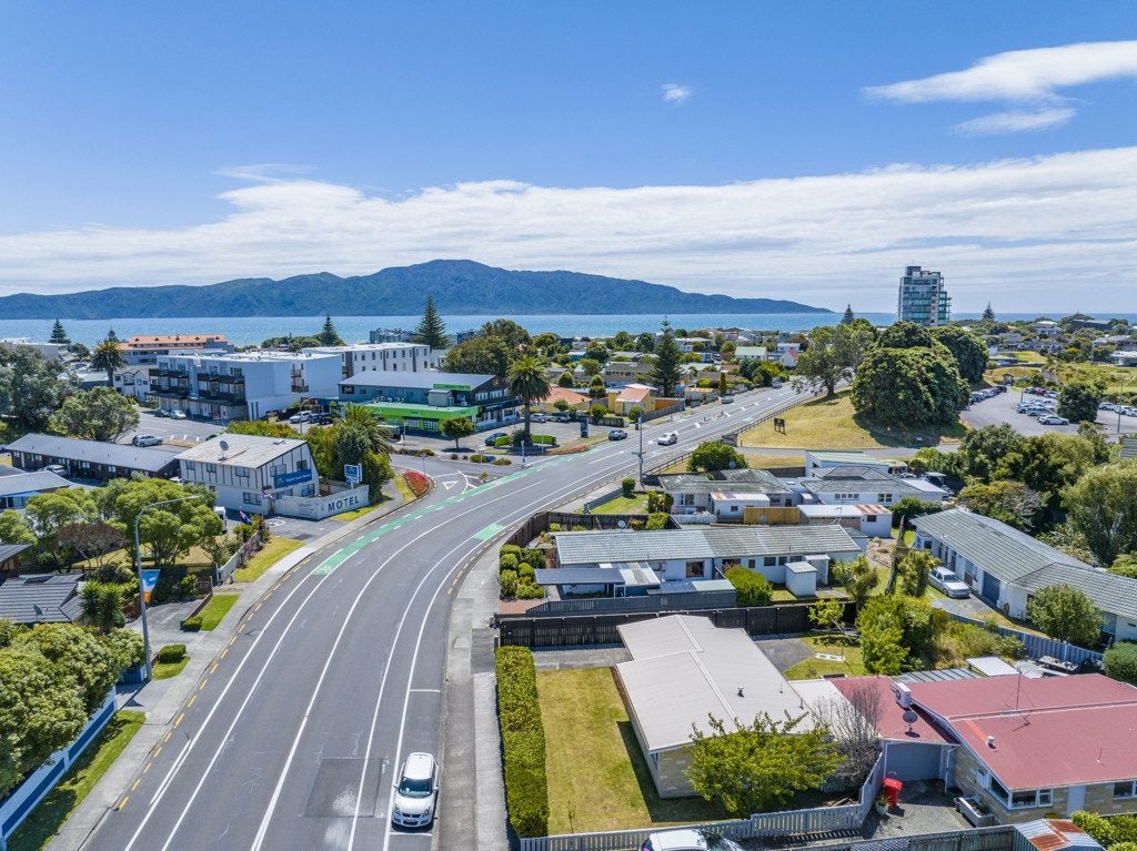 336B Kapiti RD, Paraparaumu Beach, Paraparaumu - Carousel 16