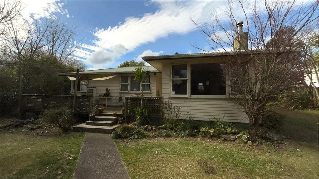 11 Diana Place, Sunnybrook, Rotorua - Carousel 1