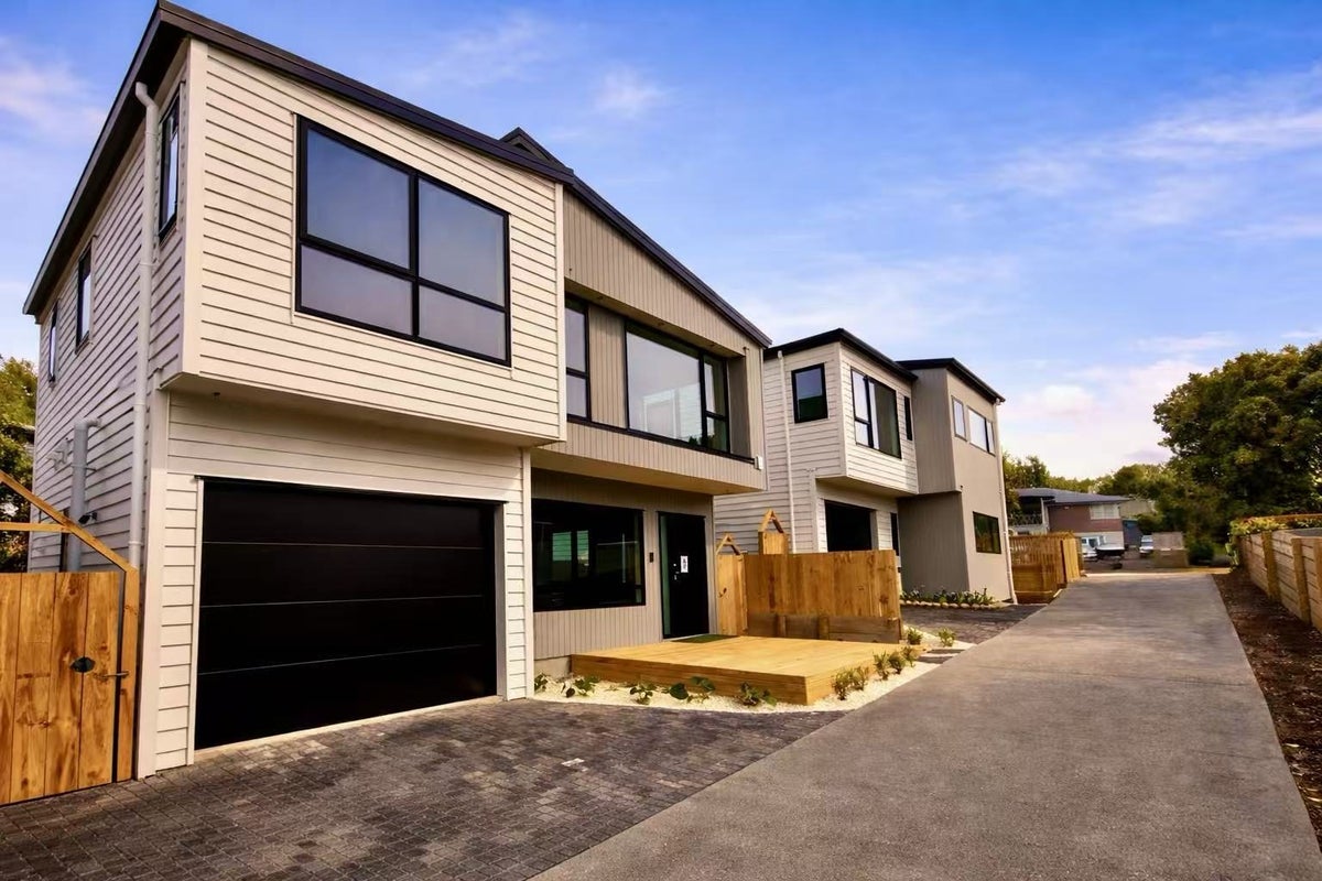 11B Portadown Avenue, Pakuranga Heights, Auckland - Carousel 1