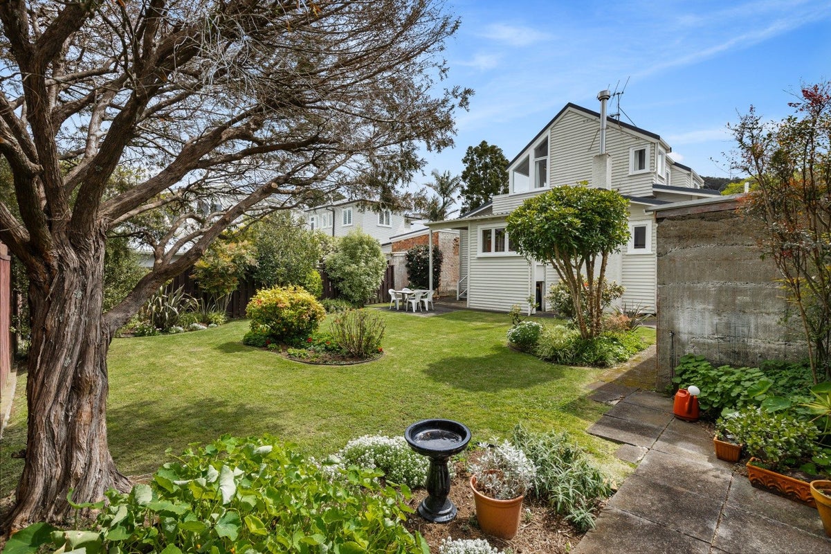 2 Rattray Street, Devonport, Auckland - Carousel 2