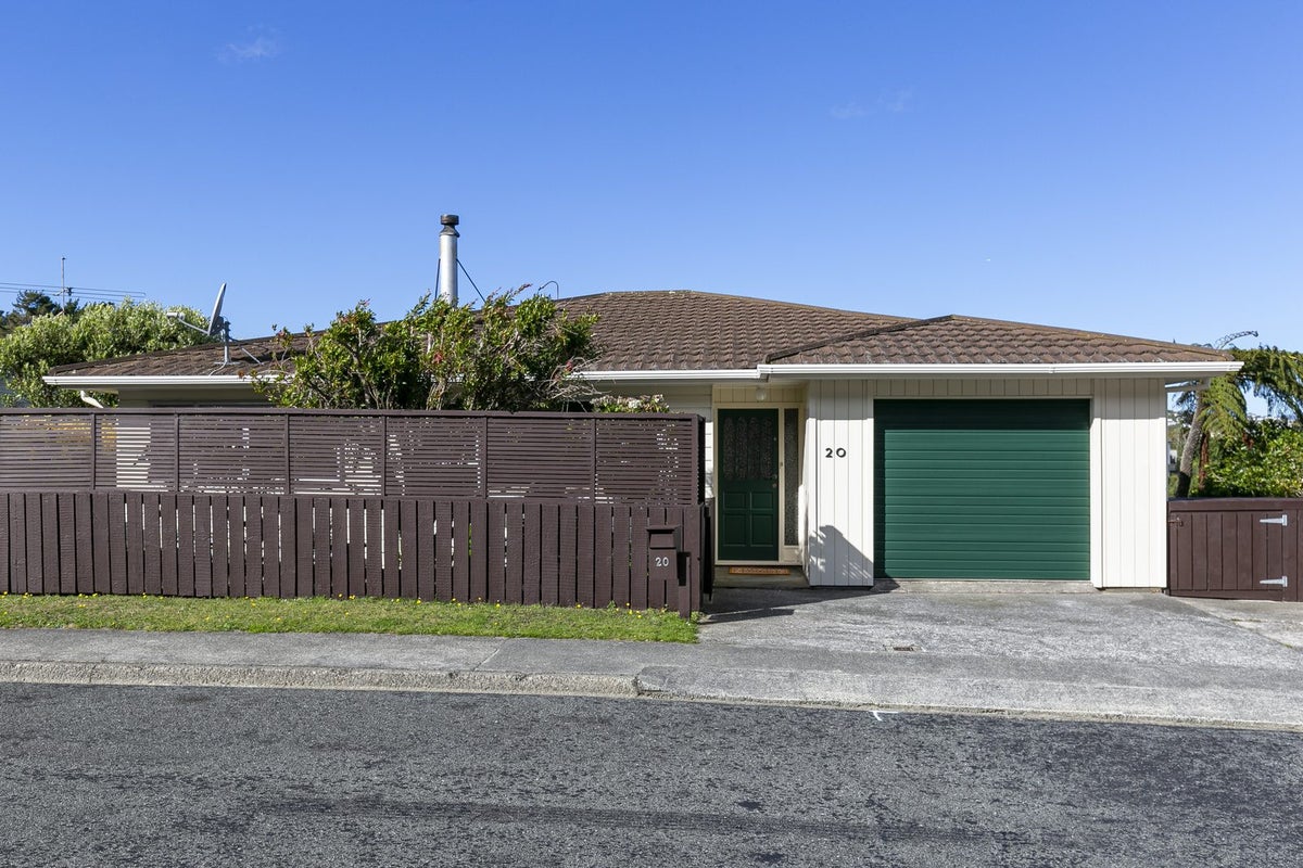 20 Old Coach Road, Johnsonville, Wellington - Carousel 1