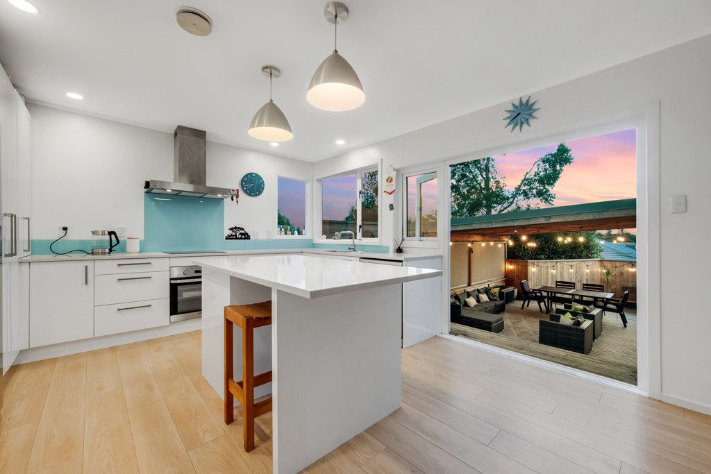 1/18 Baird Street, Howick, Auckland - Carousel 2
