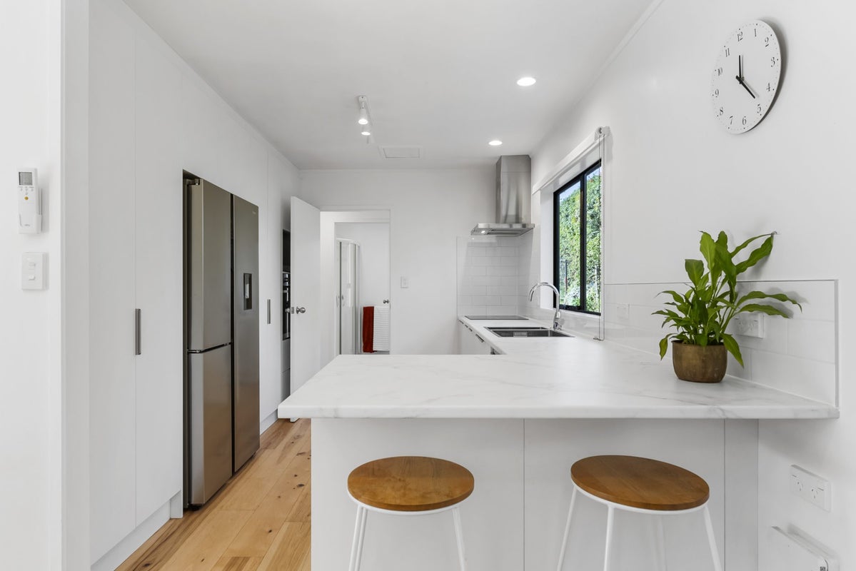 56A Waitangi Road, Onehunga, Auckland - Carousel 2