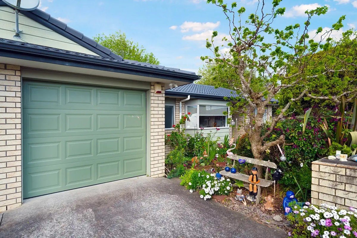 17/64 Tapu Road, Huapai, Kumeu - Carousel 1