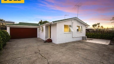 18A Subritzky Avenue, Mount Roskill, Auckland - Carousel 1